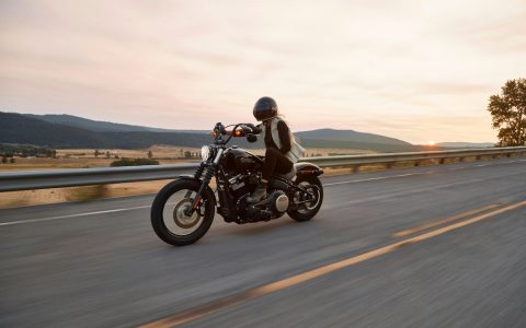 Sepeda motor sebagai ilustrasi artikel roda dua